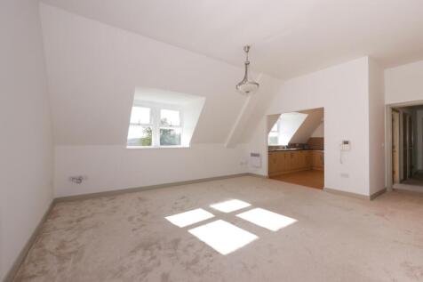 Lounge/Dining Area