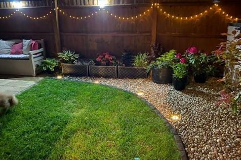 Garden nightime lighting
