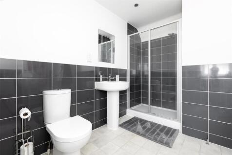 Bedroom 1 En-suite