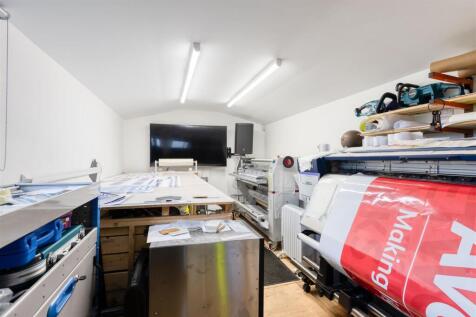 Detached Home Office