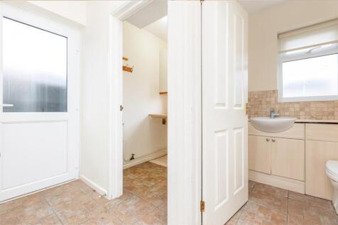 Utility and Cloakroom
