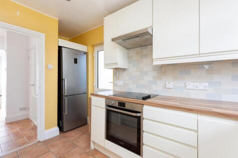 L-shaped Kitchen