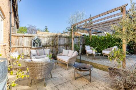 Entertaining Patio