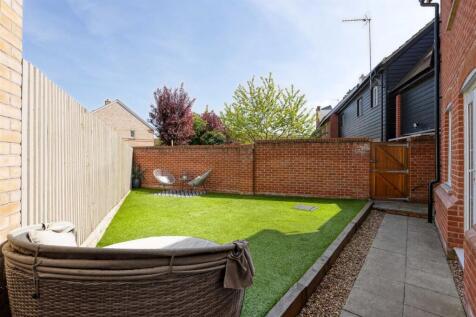 Low maintenance garden
