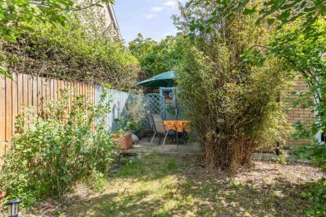 West Facing Garden