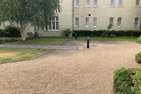 Pryor Wing Courtyard 2.jpg