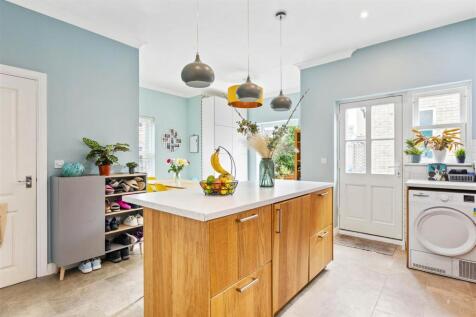 Breakfast Bar
