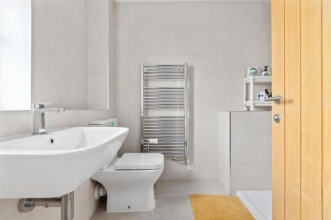 Bedroom 2 En Suite