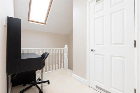 Landing with work station