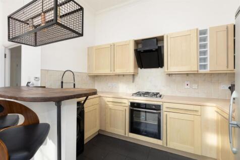 106 East Wing-10.jpg