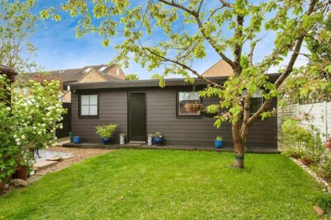 Detached Annex/Studio