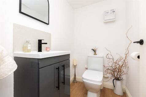 Studio Annex Cloakroom