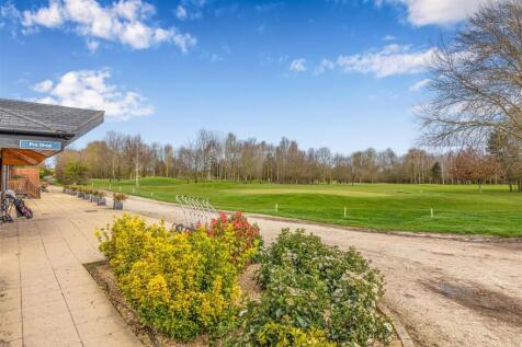 Lower Stondon Golf Club