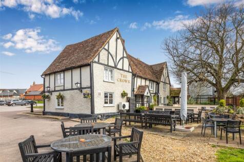 The Crown, Henlow