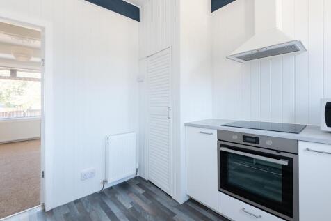 KITCHEN LEFT
