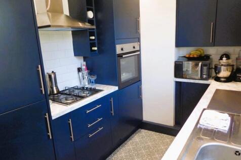 KITCHEN / DINNER