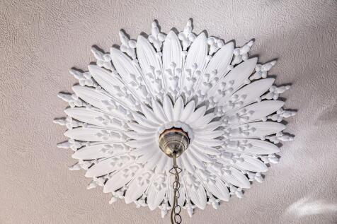 DINING ROOM DETAIL