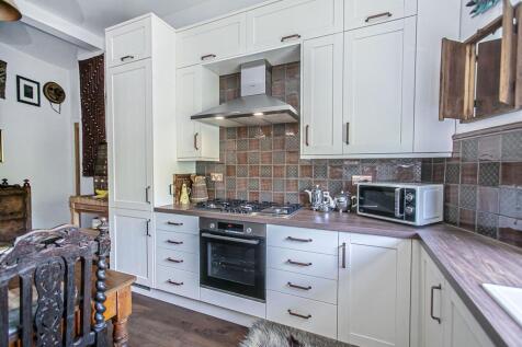 KITCHEN DETAIL 1
