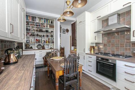 DINING KITCHEN REAR
