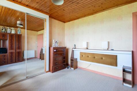 BEDROOM 2 AGAIN
