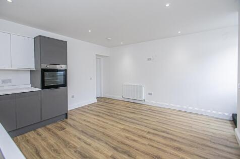 DINING KITCHEN REAR