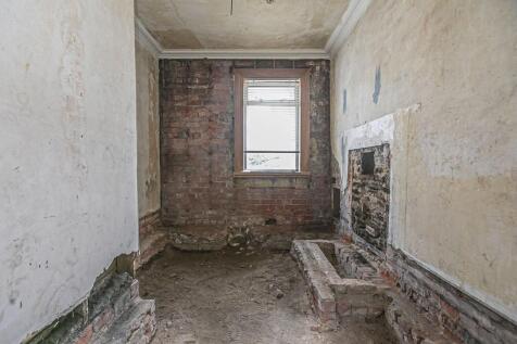 PROPERTY 7
