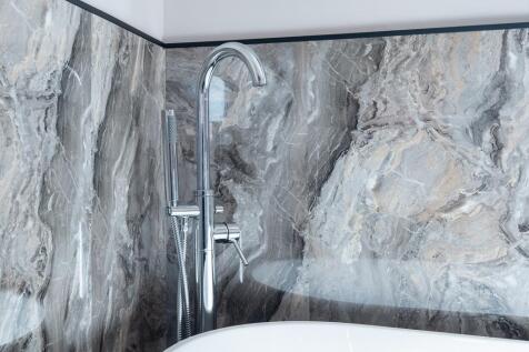 ENSUITE DETAIL