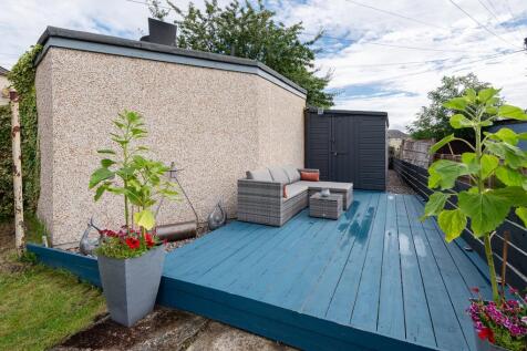 DECKING
