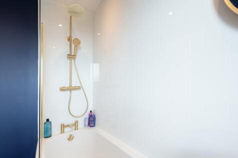 SHOWER DETAIL
