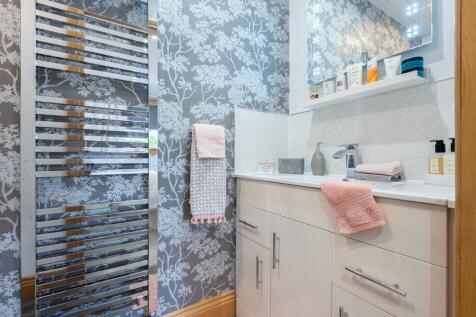 ENSUITE WC