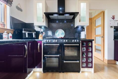 KITCHEN DETAIL