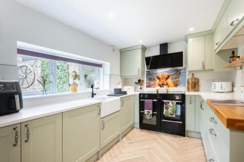 KITCHEN LEFT