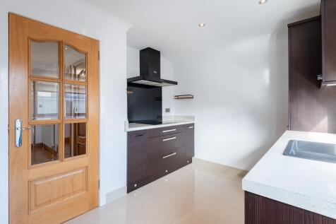 KITCHEN AGAIN