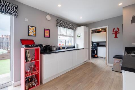KITCHEN AGAIN