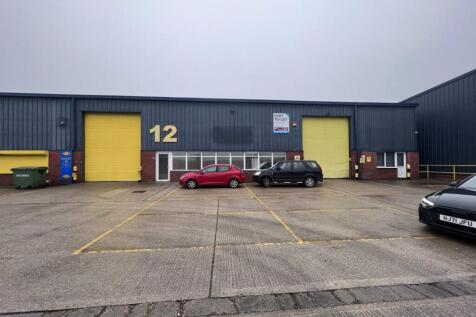 PHOTO 2  12 Admiral Park Portsmouth.jpg