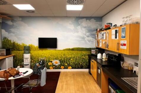 Suite 001 West.jpg