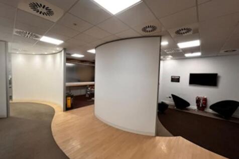 Suite 001 West 3.jpg