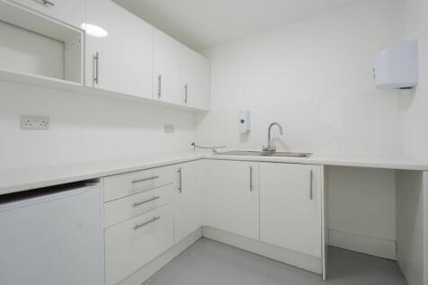 IW260325CAE10124.jpg