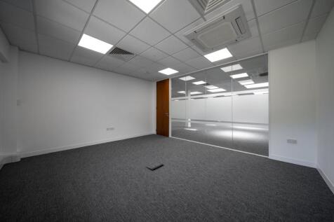 Spinnaker House First Floor Internal 11.jpg