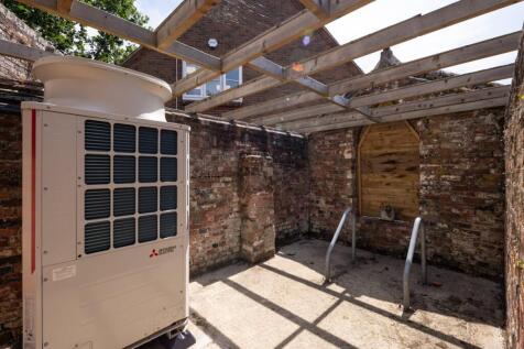 The Granary Fareham External 12.jpg