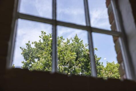 The Granary Fareham Internal 31.jpg