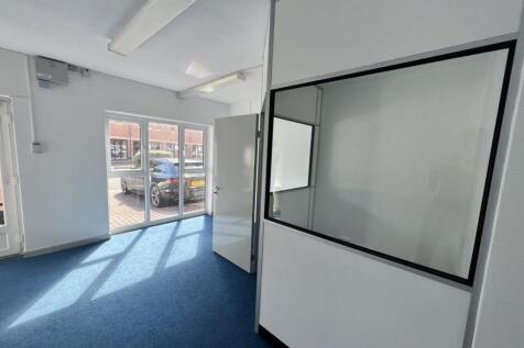 PHOTO 5  12 St Georges Business Centre Portsmout