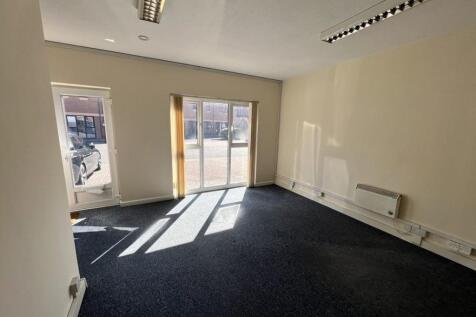 PHOTO 7  13 St Georges Business Centre Portsmout