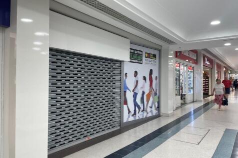 PHOTO 2  Unit 92  38 Westbury Mall  Fareham Shop