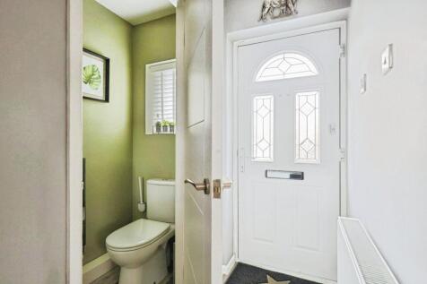 pbox-bathroom-289403.jpg