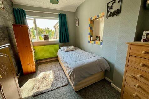 Home Office/Bedroom 4