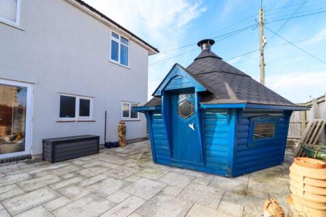Hobbit House/Yurt