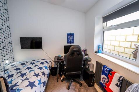 Home Office/Bedroom 5