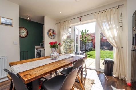 Kitchen/Diner into Utility