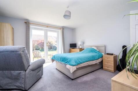 Bedroom 5/Dining Room
